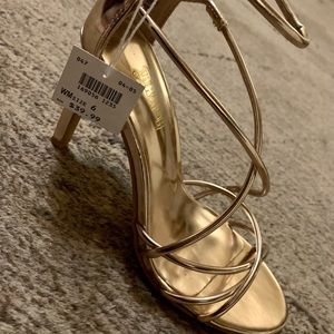 Rose gold heels NWT